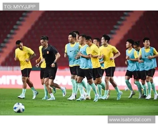 西安篮球队在世锦赛积分榜上以71分稳居第一名展现强劲实力 西安篮球队在世锦赛积分榜上以71分稳居第一名展现强劲实力